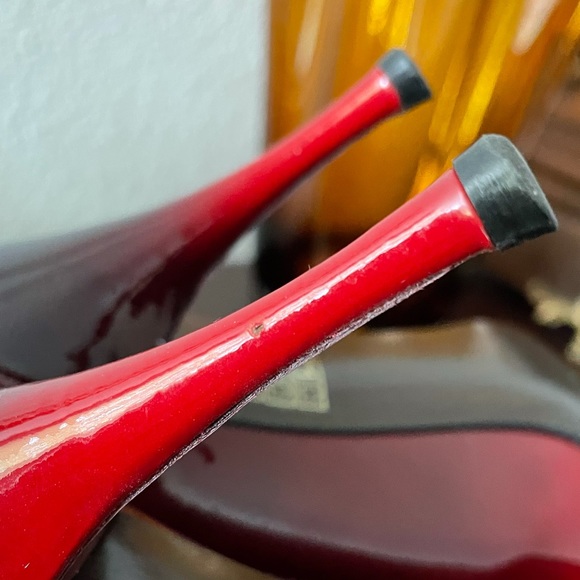 Stuart Weitzman Red Ombré Heels - Picture 8 of 13
